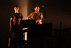 Mireia Vives i Borja Penalba a Paral·lel 62 de Barcelona (26/03/23) 